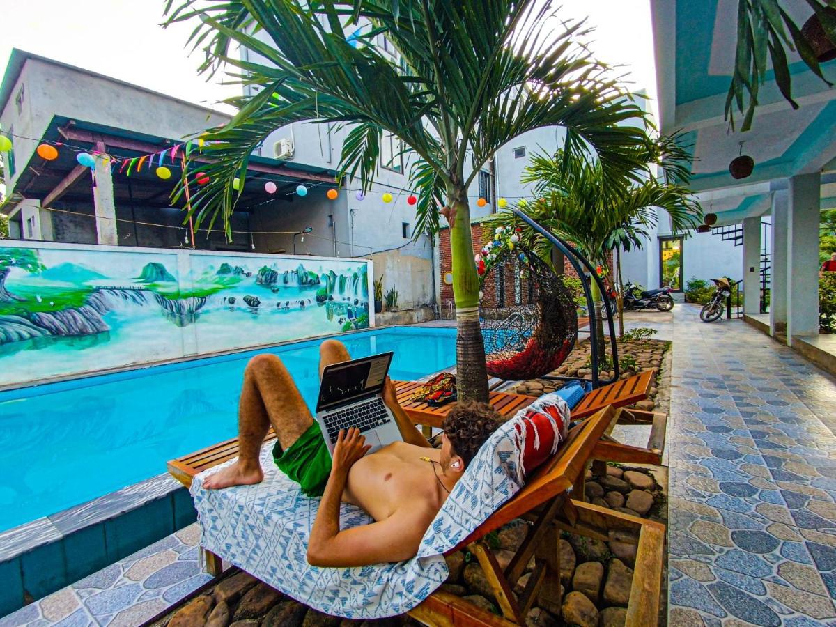 Yolo Pool Bar Villas & Garden Restaurant Phong Nha Esterno foto