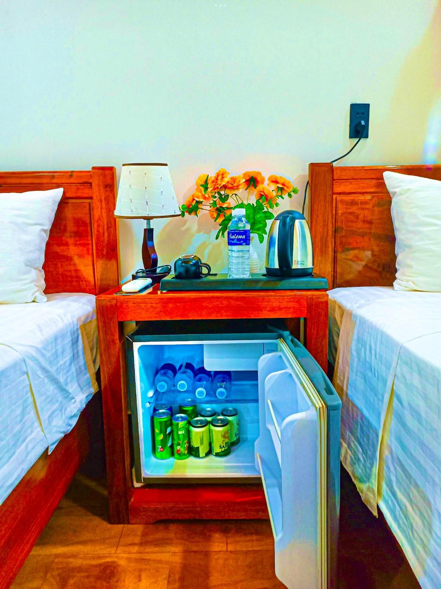Yolo Pool Bar Villas & Garden Restaurant Phong Nha Esterno foto