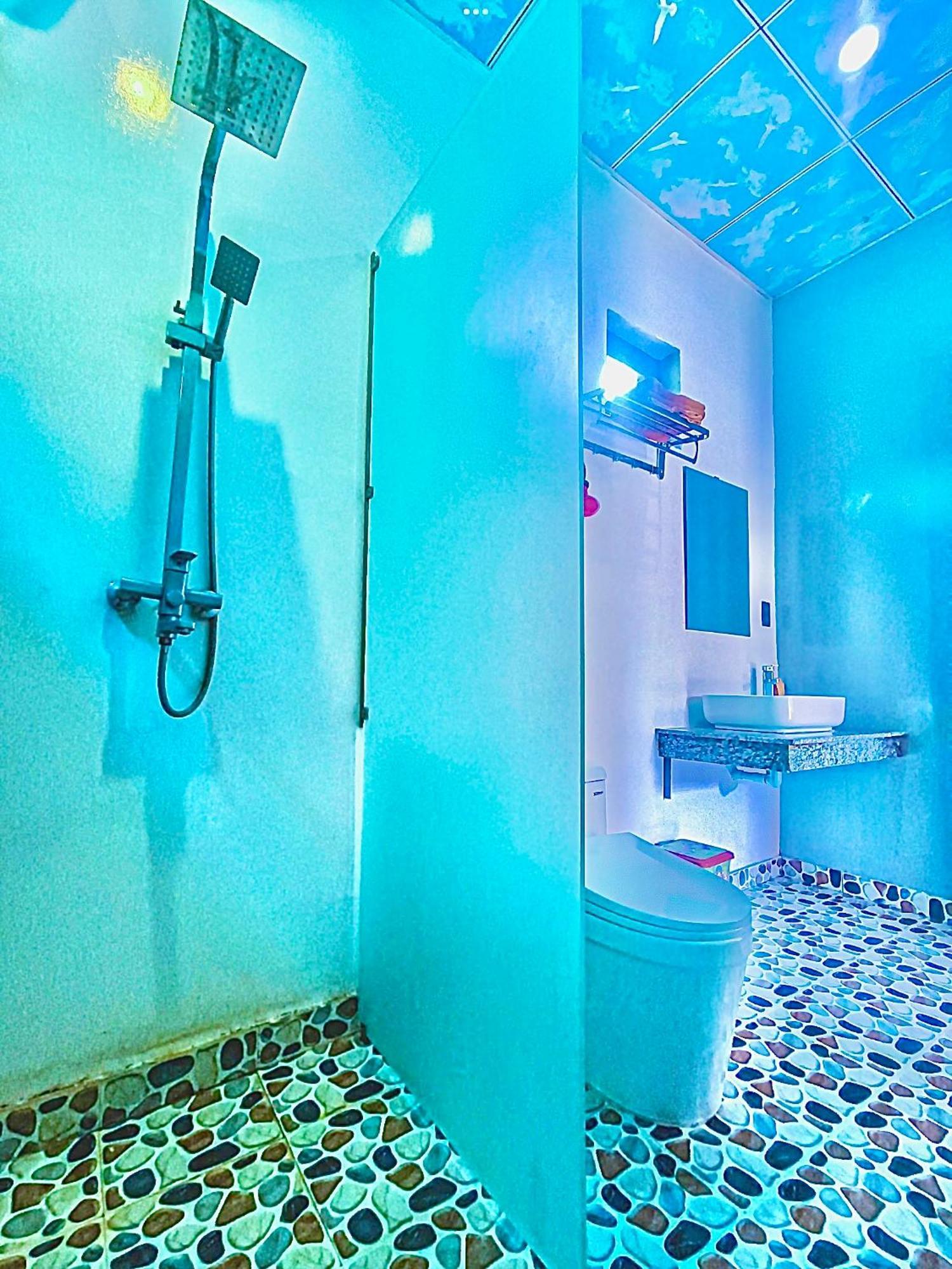Yolo Pool Bar Villas & Garden Restaurant Phong Nha Esterno foto
