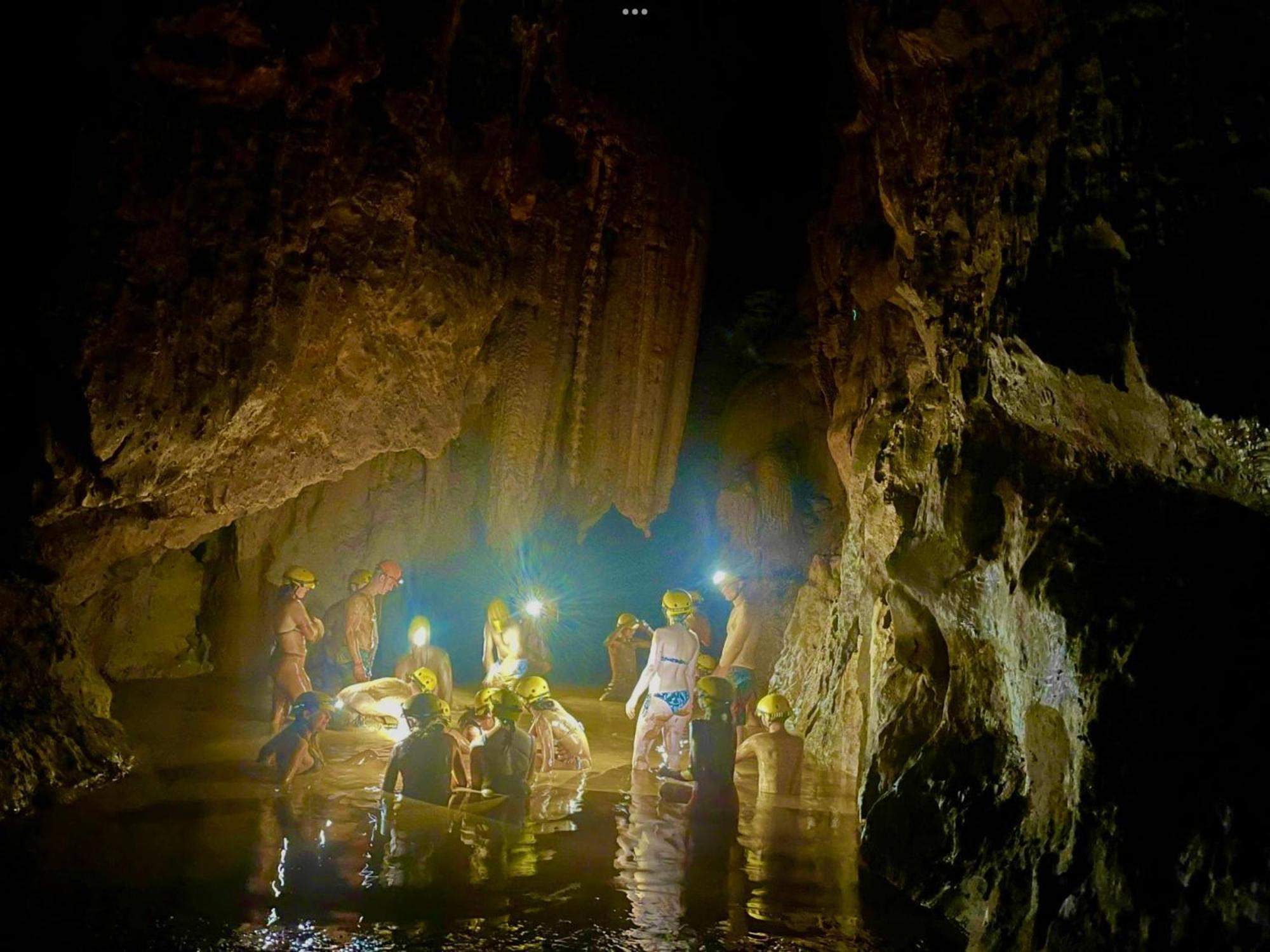Yolo Pool Bar Villas & Garden Restaurant Phong Nha Esterno foto